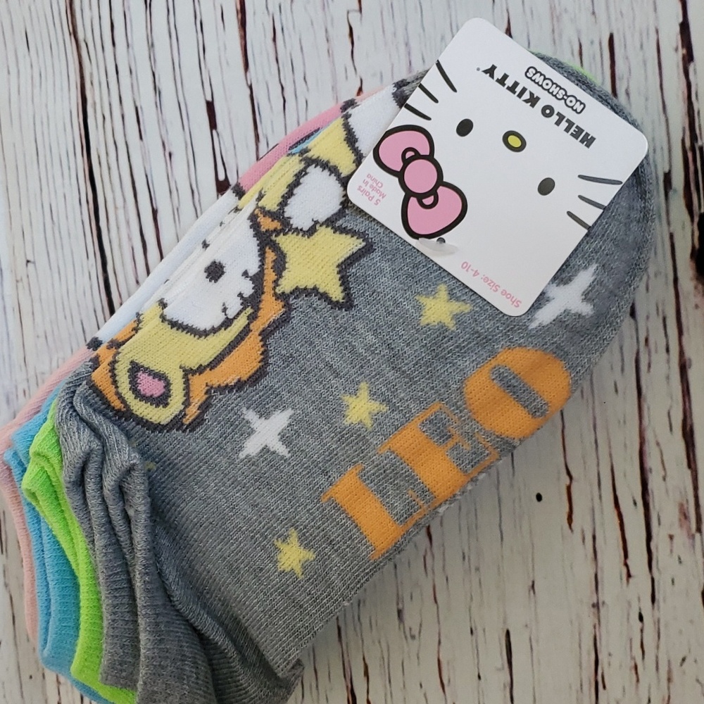 🆕️ SANRIO HELLO KITTY ZODIAC DESIGN NO SHOW SOCKS (5 PAIRS)